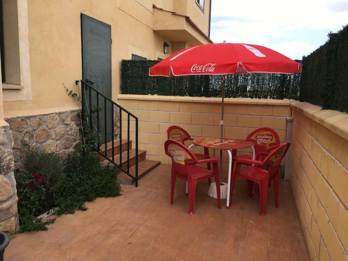 Chalet Pradonavas Navas de San Antonio Esterno foto