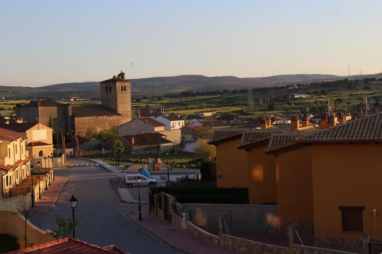 Chalet Pradonavas Navas de San Antonio Esterno foto